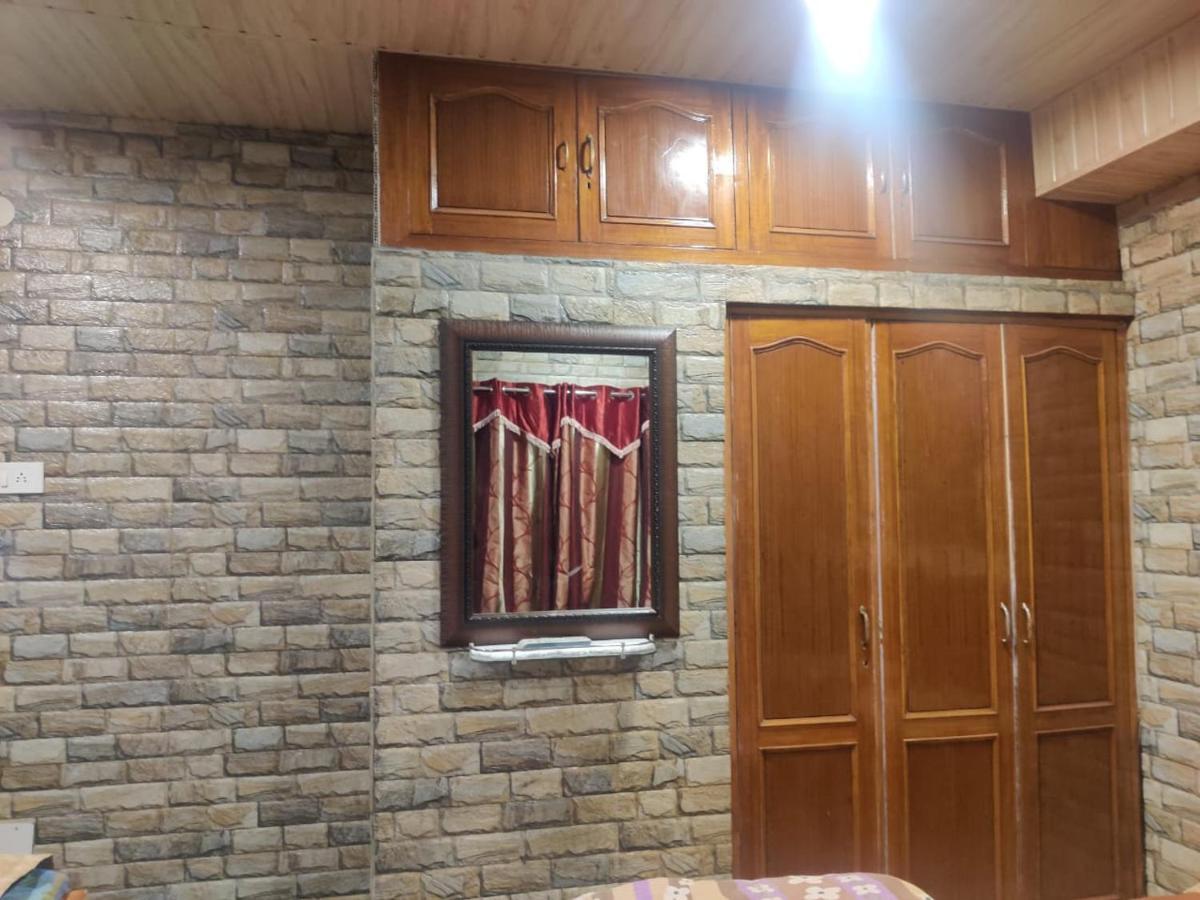 Mehdudia Guest House Шімла Екстер'єр фото