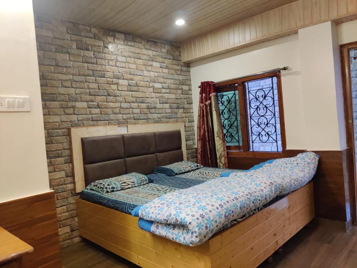Mehdudia Guest House Шімла Екстер'єр фото